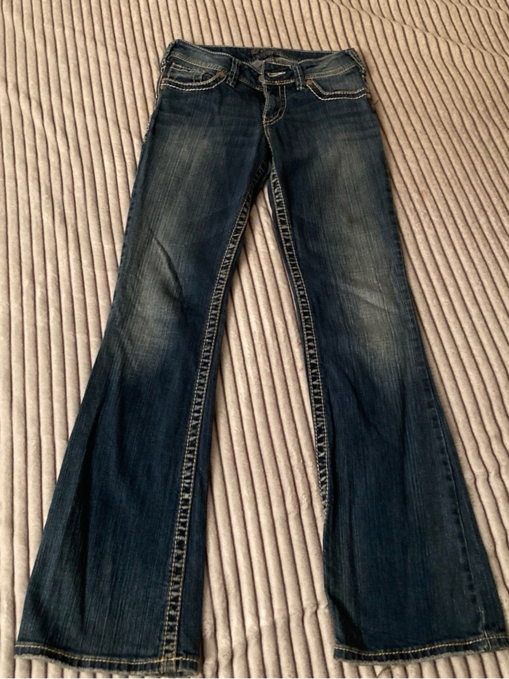SILVER, Vintage Dark Wash Women's Bootcut Jeans - Blue